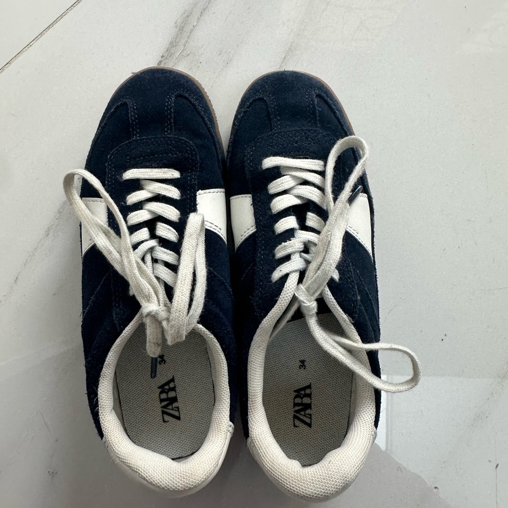 Zara Dark Blue and White Casual Sneakers boys size 34